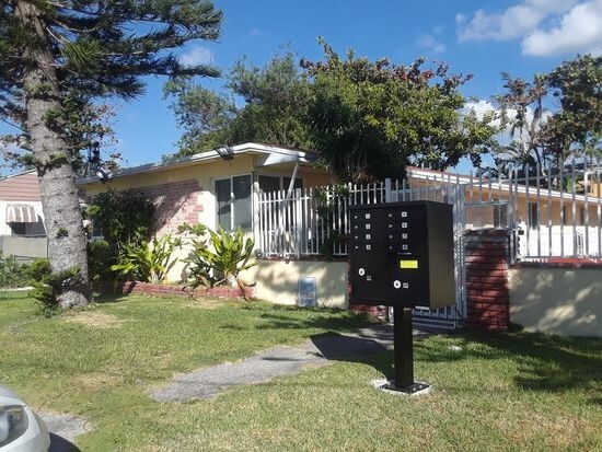 Foto del edificio - 641-651 NE 86th Street