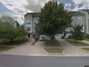 Building Photo - 6002 Grenfell Loop