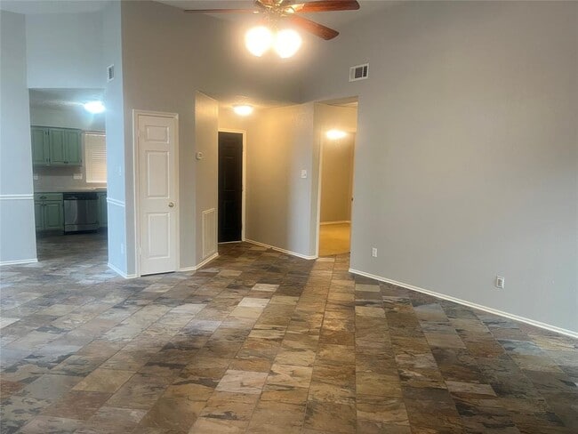 Building Photo - 17023 Highworth Dr
