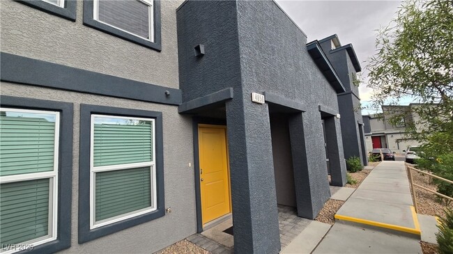 Building Photo - 4850 Orchid Rdg Ave