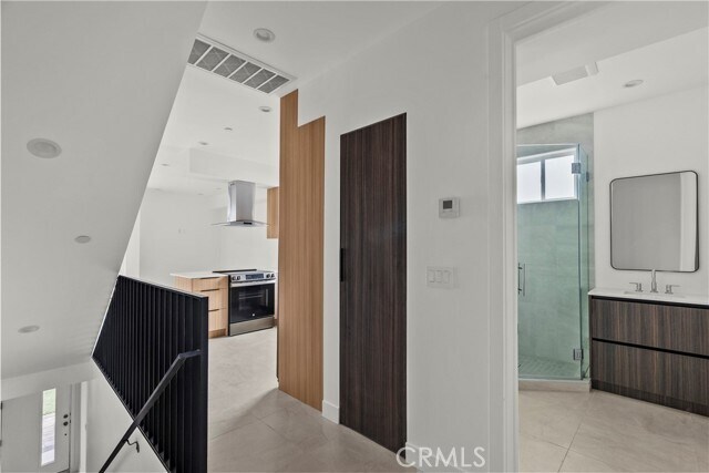 Foto del edificio - 13942 Vanowen St