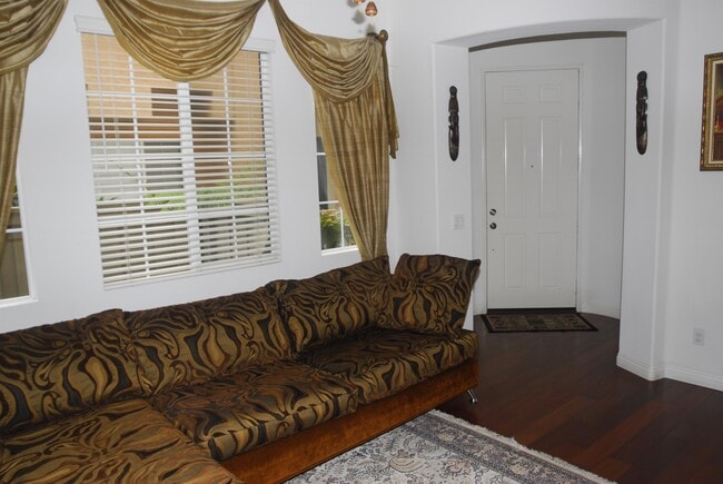 Building Photo - 11817 Miro Cir