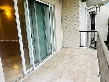 Foto del edificio - 6890 SW 88th St