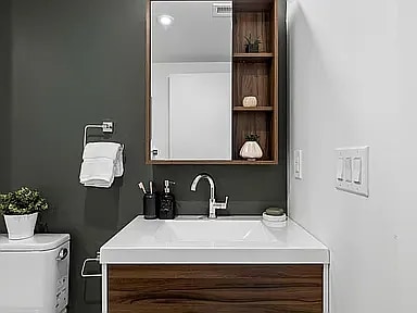 Photo - 5200 Chester Ave Apartment