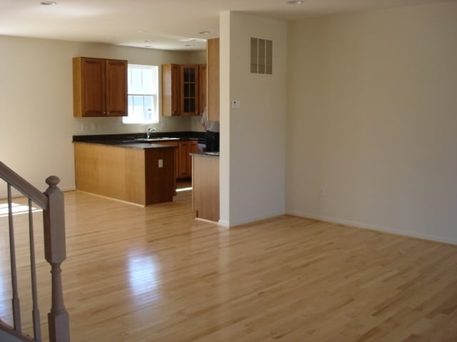 Photo - 1715 Newport Cir House