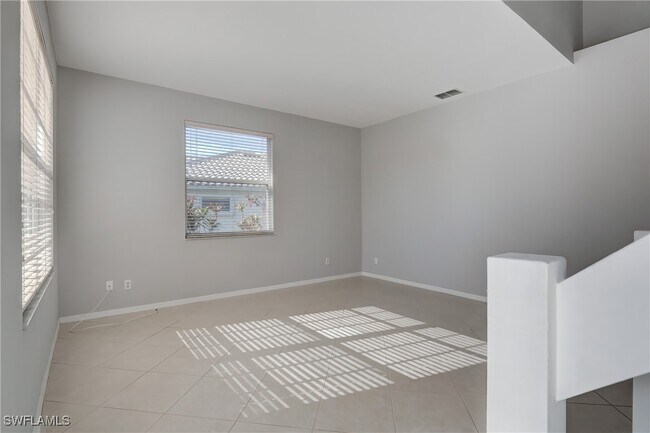Foto del edificio - 25680 Springtide Ct
