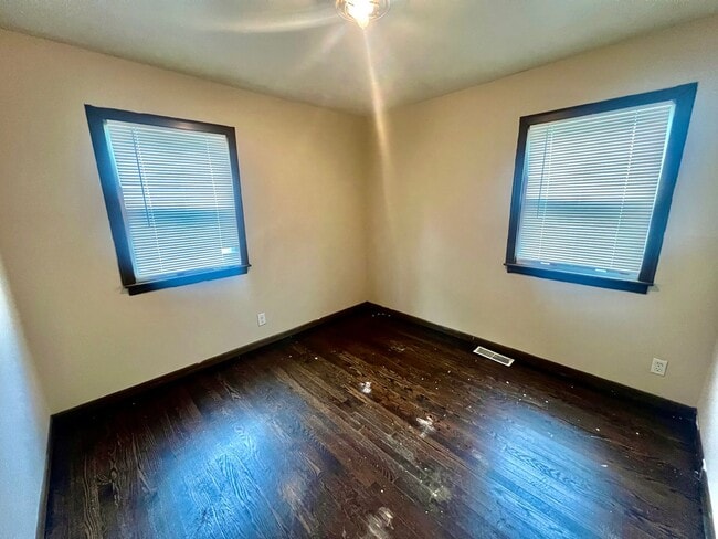 Foto del edificio - 2921 S Appleton Ave