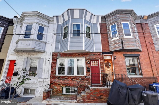 Building Photo - 2009 S Opal St