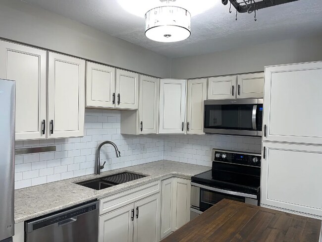 Foto del edificio - 1010 Country Club Rd