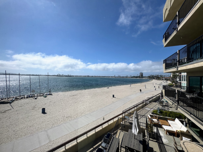 Foto principal - Fully Remodeled Bay Front Condo At Sail Ba...