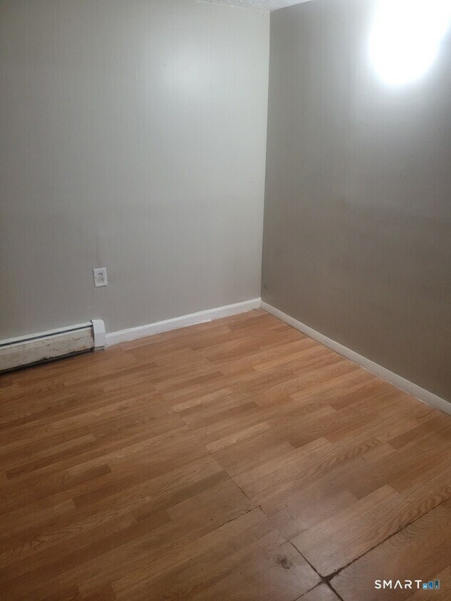 Foto del edificio - 116 Springdale Ave