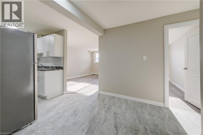 Photo du bâtiment - 82 Elgin St S