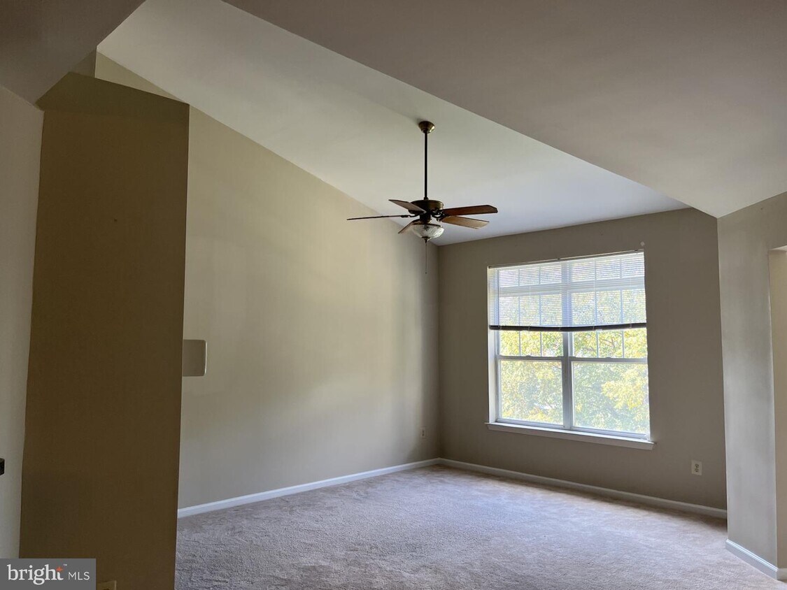 Foto principal - 106 Dresher Woods Dr