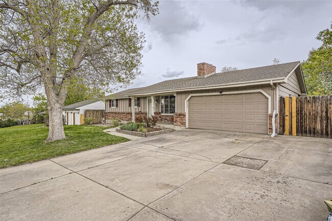 Building Photo - Spacious 5-Bedroom Retreat in Arvada, CO!