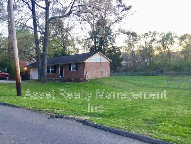 Building Photo - 3331 Dewine Rd