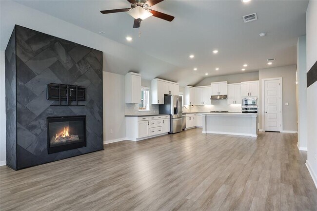 Building Photo - 4318 Frankfurt Ln
