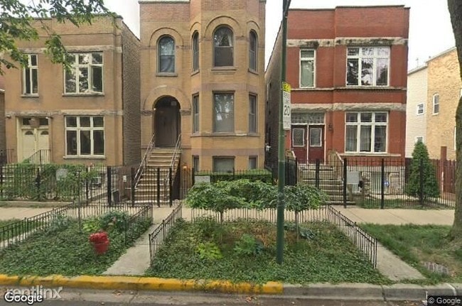 Building Photo - 2632 W Cortez St