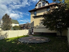 Building Photo - 39 Bartholdi Ave