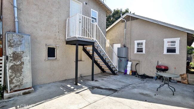 Building Photo - 1829 E 63rd St