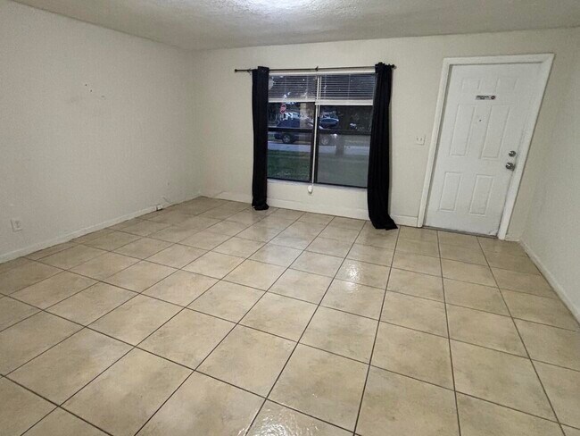 Foto del edificio - 2901 NW 21st St