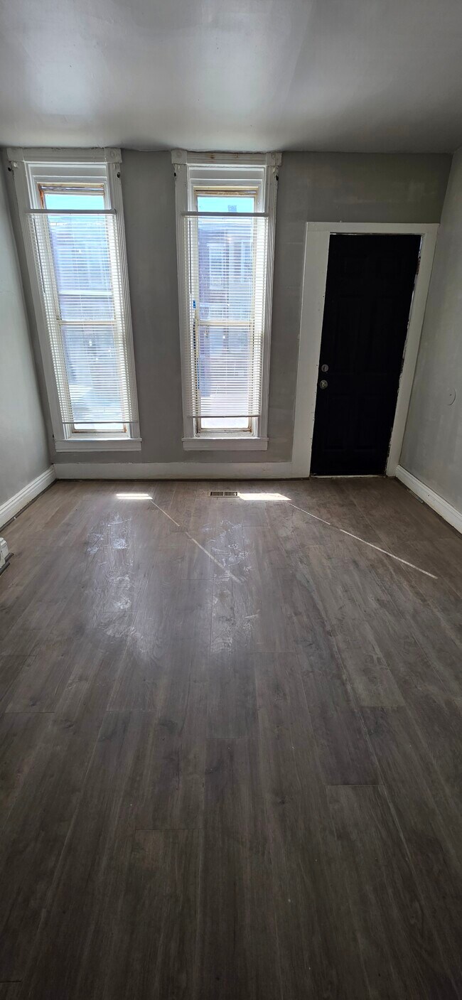 Foto del edificio - 409 S Gilmor St