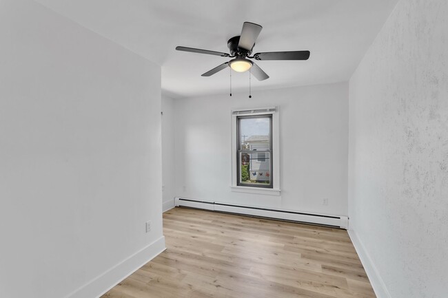 Foto del edificio - 1002 Fordham Ave