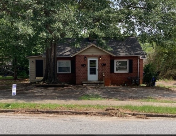 2 Bedroom 1 Bathroom - 2 Bedroom 1 Bathroom House