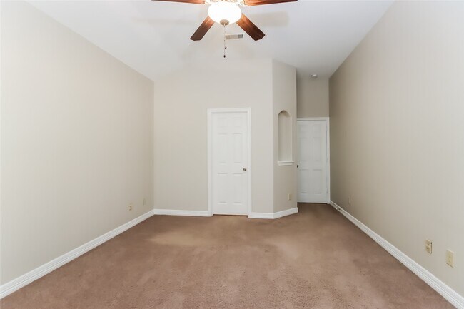 Foto del edificio - 2046 Lost Pine Ct