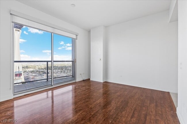 Building Photo - 200 W Sahara Ave