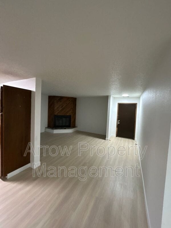 Foto del edificio - 203 E Arbor Ave