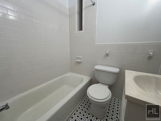 Building Photo - WEST 72 STREET