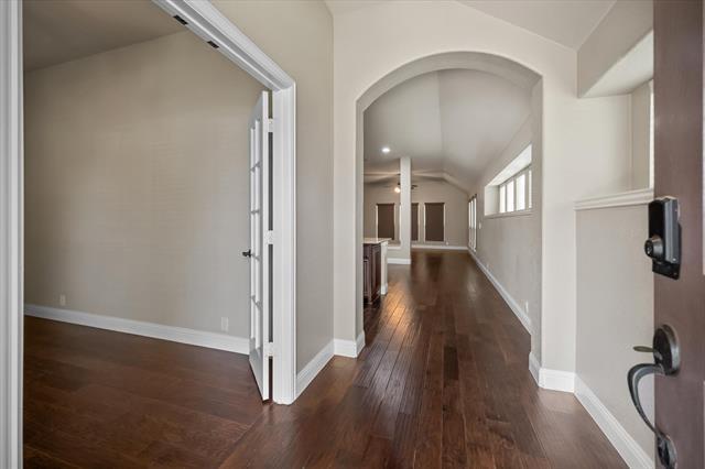 Building Photo - 1370 Litchfield Ln