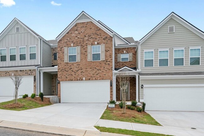 Building Photo - 327 Braswell Ct