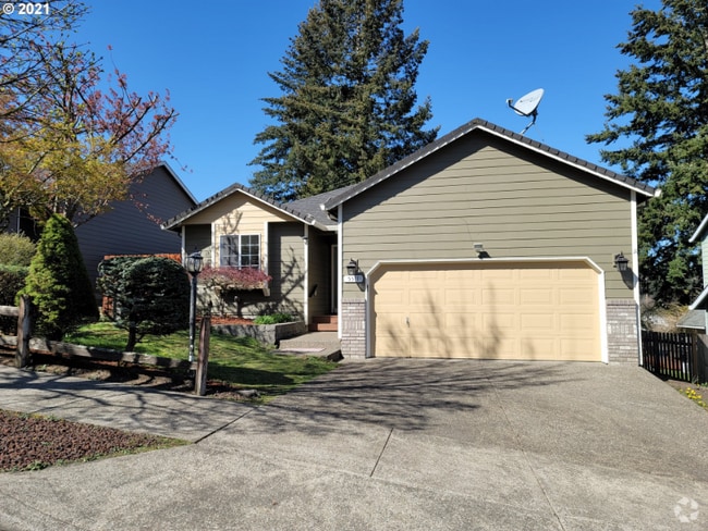 Building Photo - 5511 SE 130th Ave