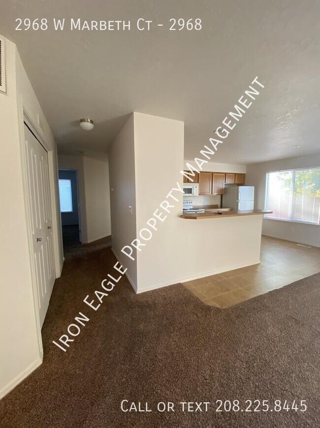 Building Photo - 2968 W Marbeth Ct