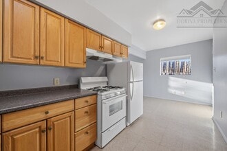 Building Photo - 1501 Pso De La Conquistadora