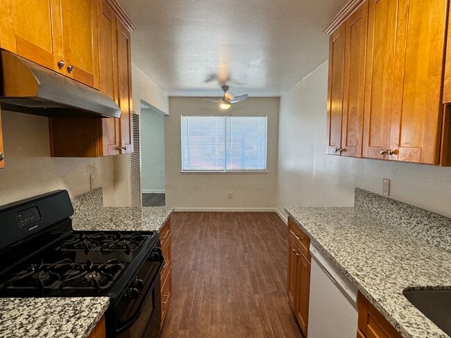 Building Photo - 7816 Sayonara Dr
