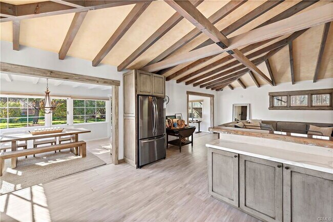 Foto del edificio - 1209 C. Toledo