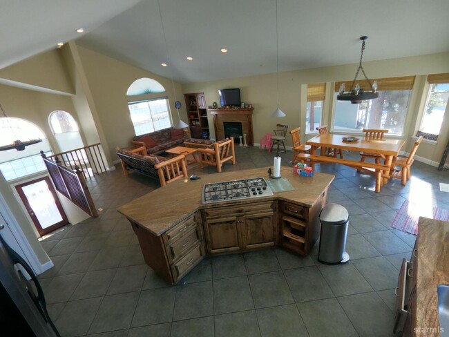 Building Photo - 2383 Wagon Train Trail