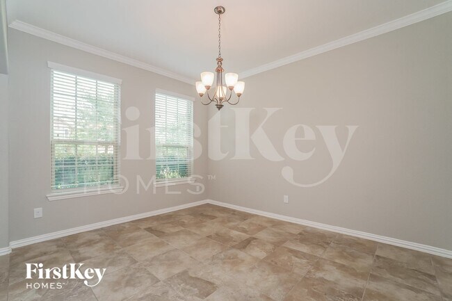 Foto del edificio - 6730 Trinity Trail Ln