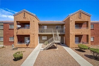 Building Photo - 4730 E Craig Rd