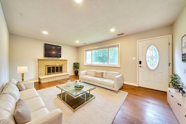Foto del edificio - 1206 Westmoreland Rd