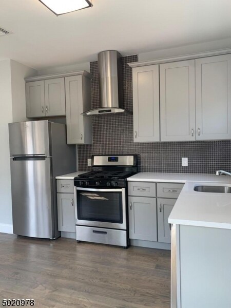 Foto principal - 12 Adams St