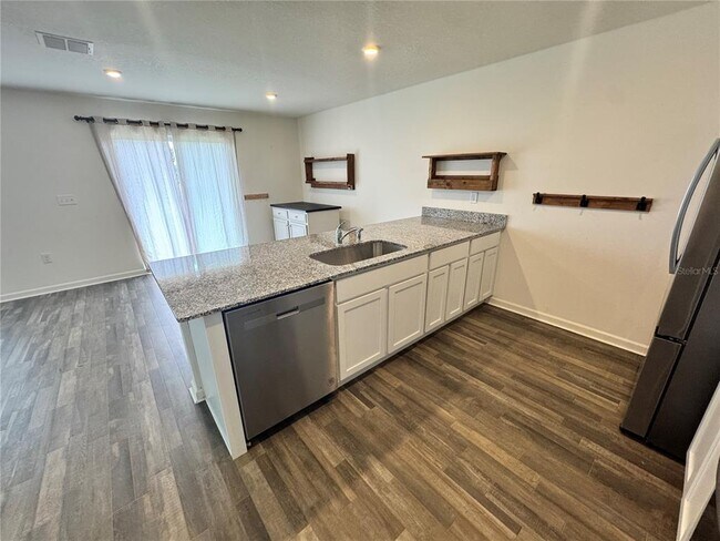 Foto del edificio - 2110 Kansas Rd
