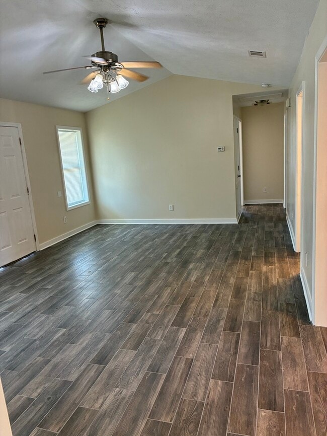 Photo - Beautiful 3/2 House