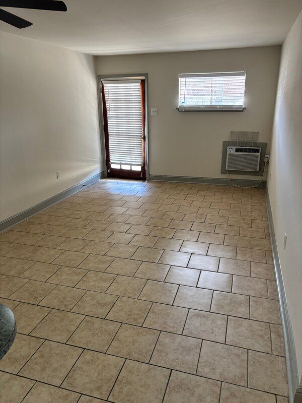 Primary Photo - 837 N 6th St