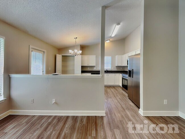 Foto del edificio - 2668 Captains Watch Rd NE