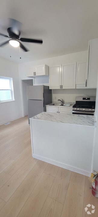 Building Photo - 2515 Youman St