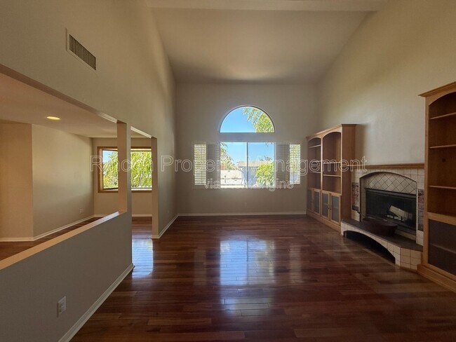 Foto del edificio - 2462 Pierpont Blvd