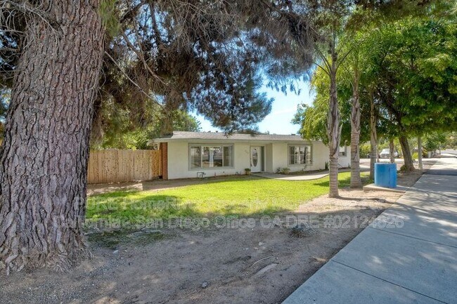 Building Photo - 2135 E El Norte Pkwy
